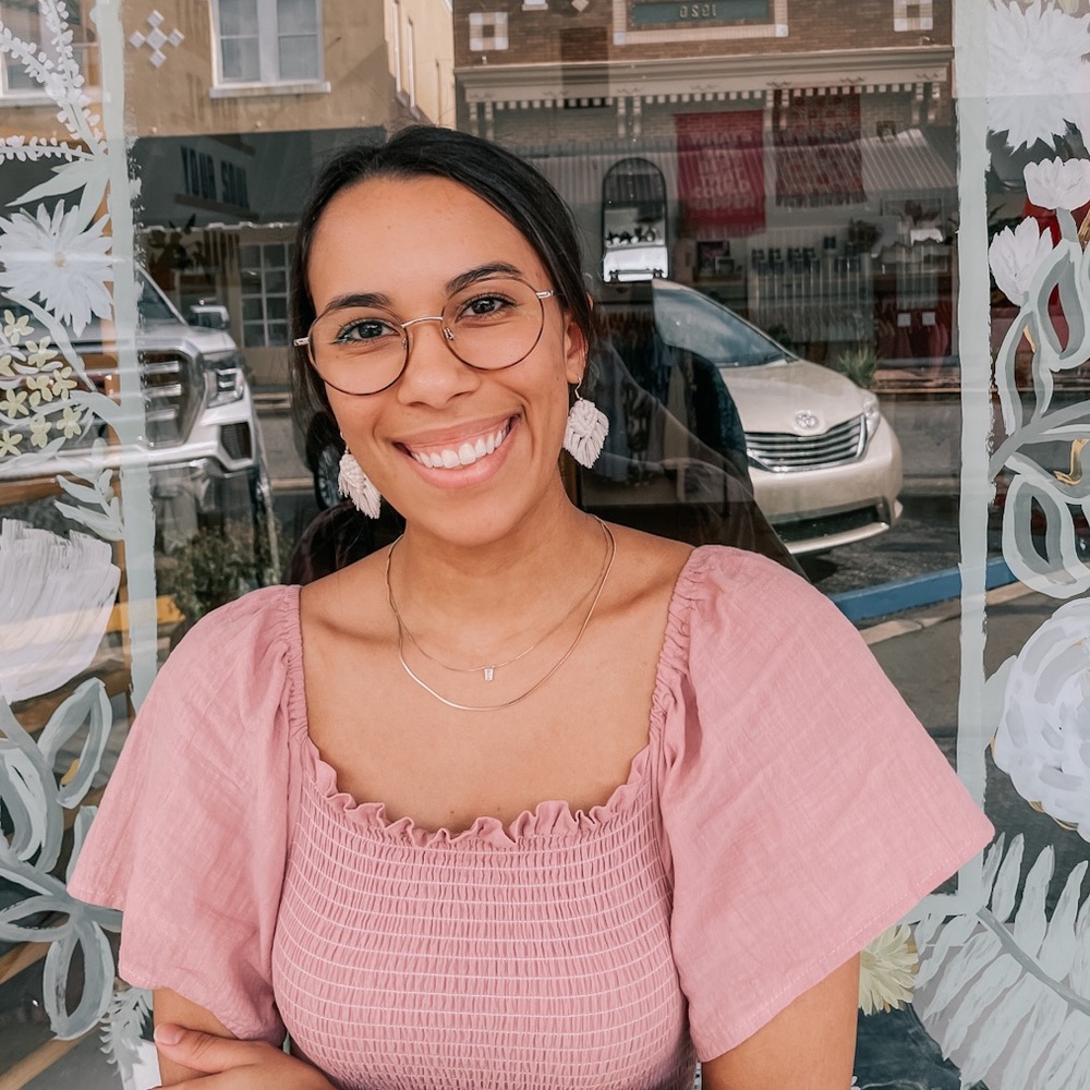 Meet your Posher, Mikayla